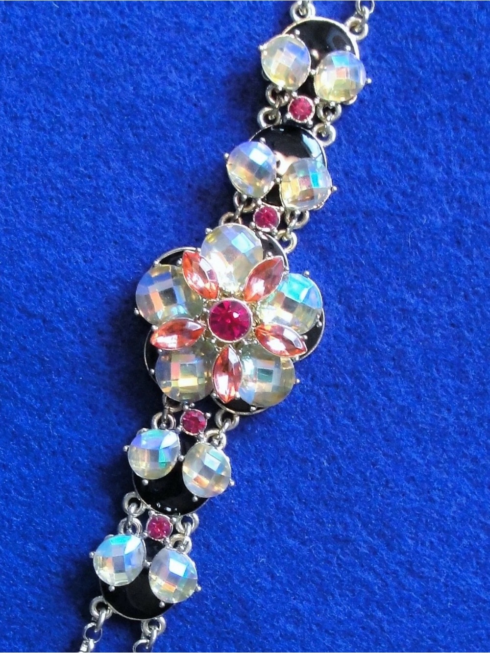 NWT Betsey Johnson Gorgeous High End Rainbow Crystal Flower Rhinestone Bracelet